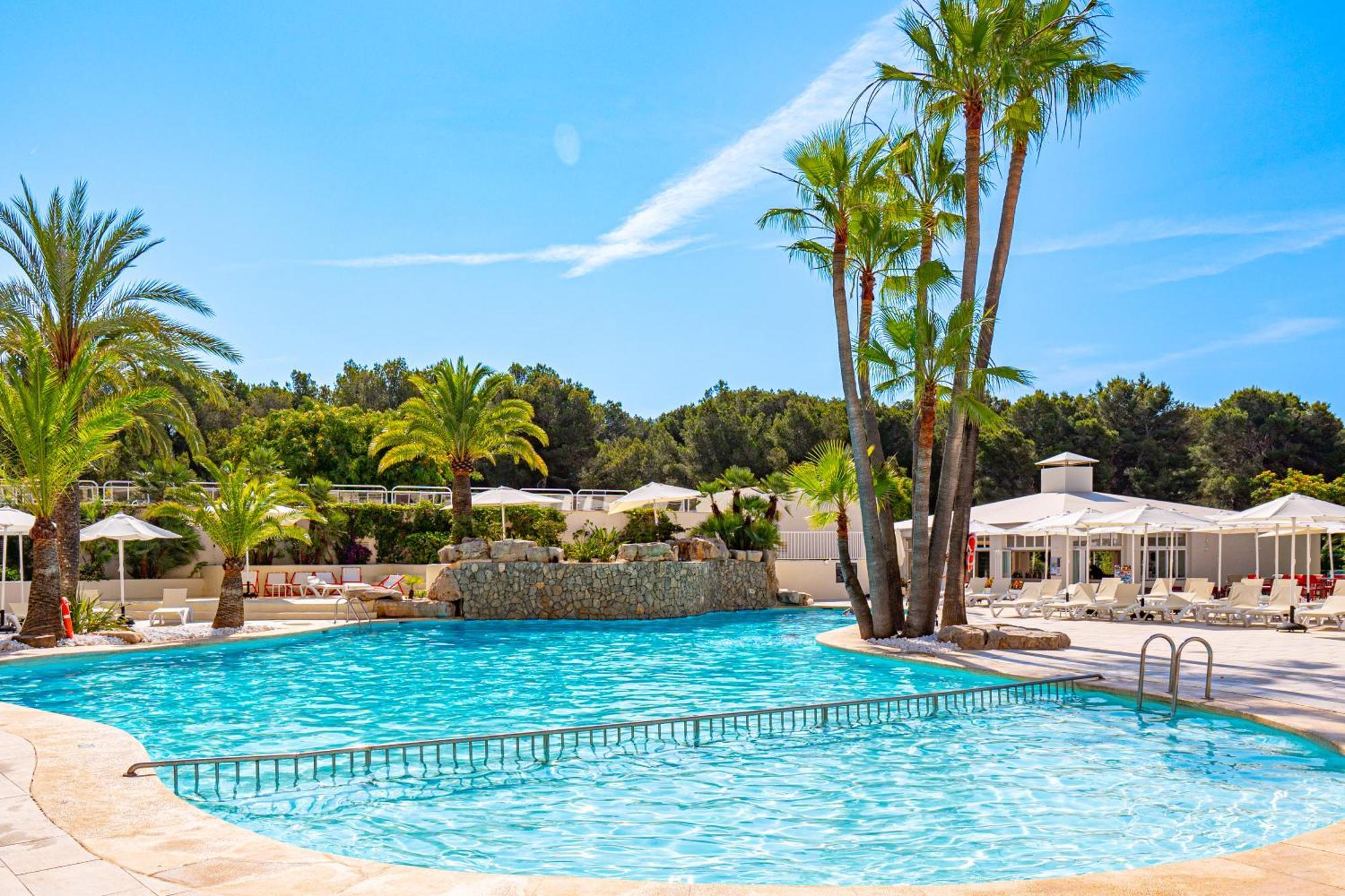 Hotel Rosella Affiliated By Intelier Sa Coma  Dış mekan fotoğraf