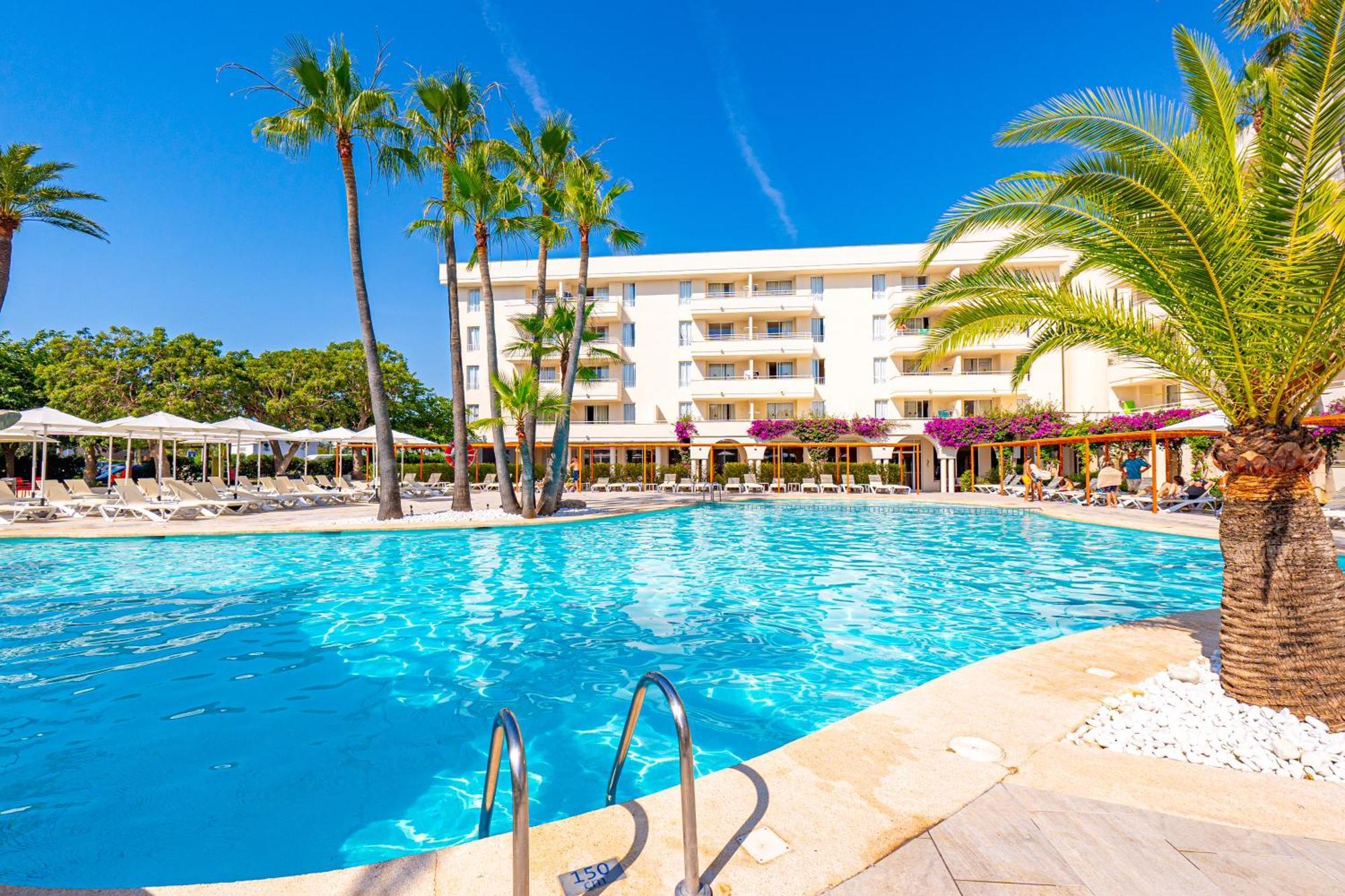Hotel Rosella Affiliated By Intelier Sa Coma  Dış mekan fotoğraf