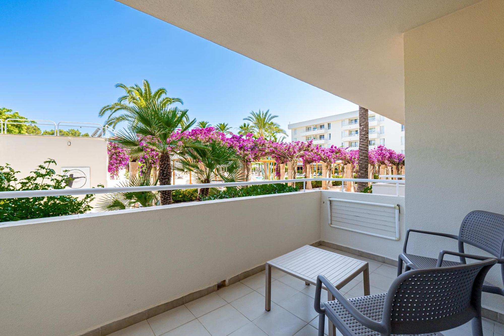 Hotel Rosella Affiliated By Intelier Sa Coma  Dış mekan fotoğraf