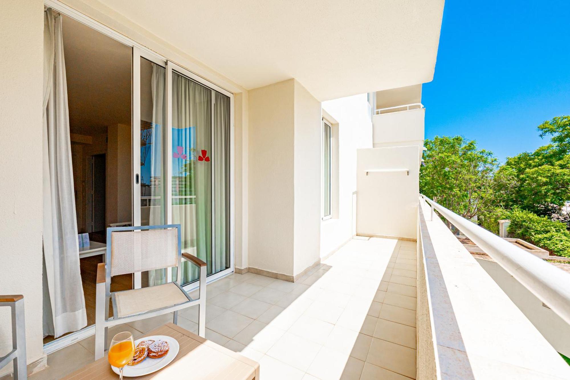 Hotel Rosella Affiliated By Intelier Sa Coma  Dış mekan fotoğraf